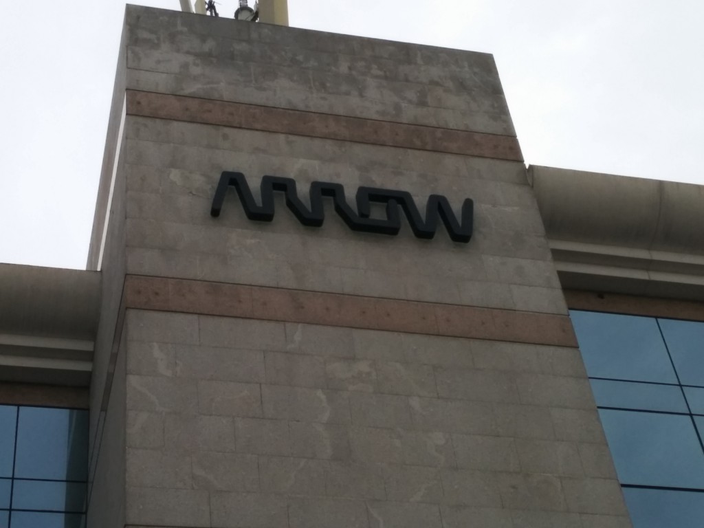 Arrow suma almacenamiento flash con Pure Storage - Newsbook