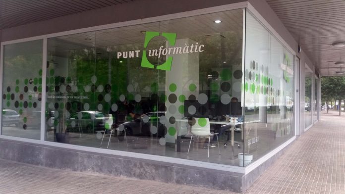 Exterior Punt Informàtic 1