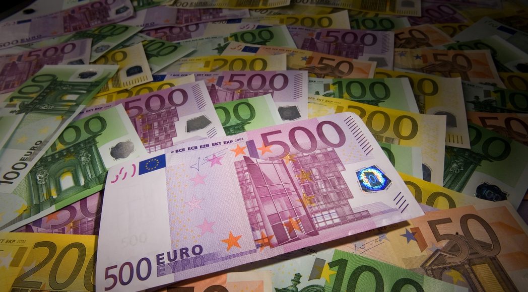 dinero e inversion
