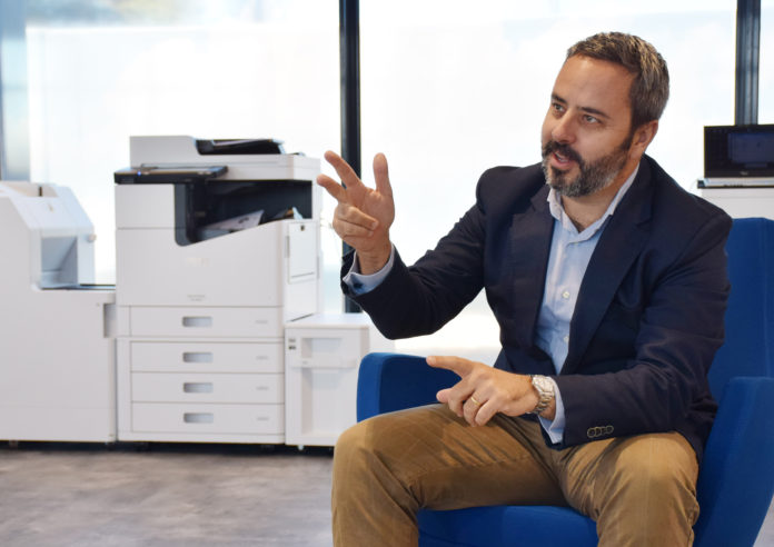 OVisuña-Epson Epson-O.Visuña-Así sera 2019-Newsbook-Madrid-España
