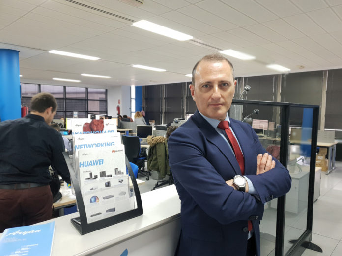 soluciones-para-redes-newsbook-Juan-Jose-Roncero-Aryan soluciones para redes - Newsbook - Aryan - Madrid España