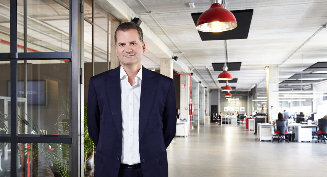 innovacion-newsbook-estudio-trison-intel