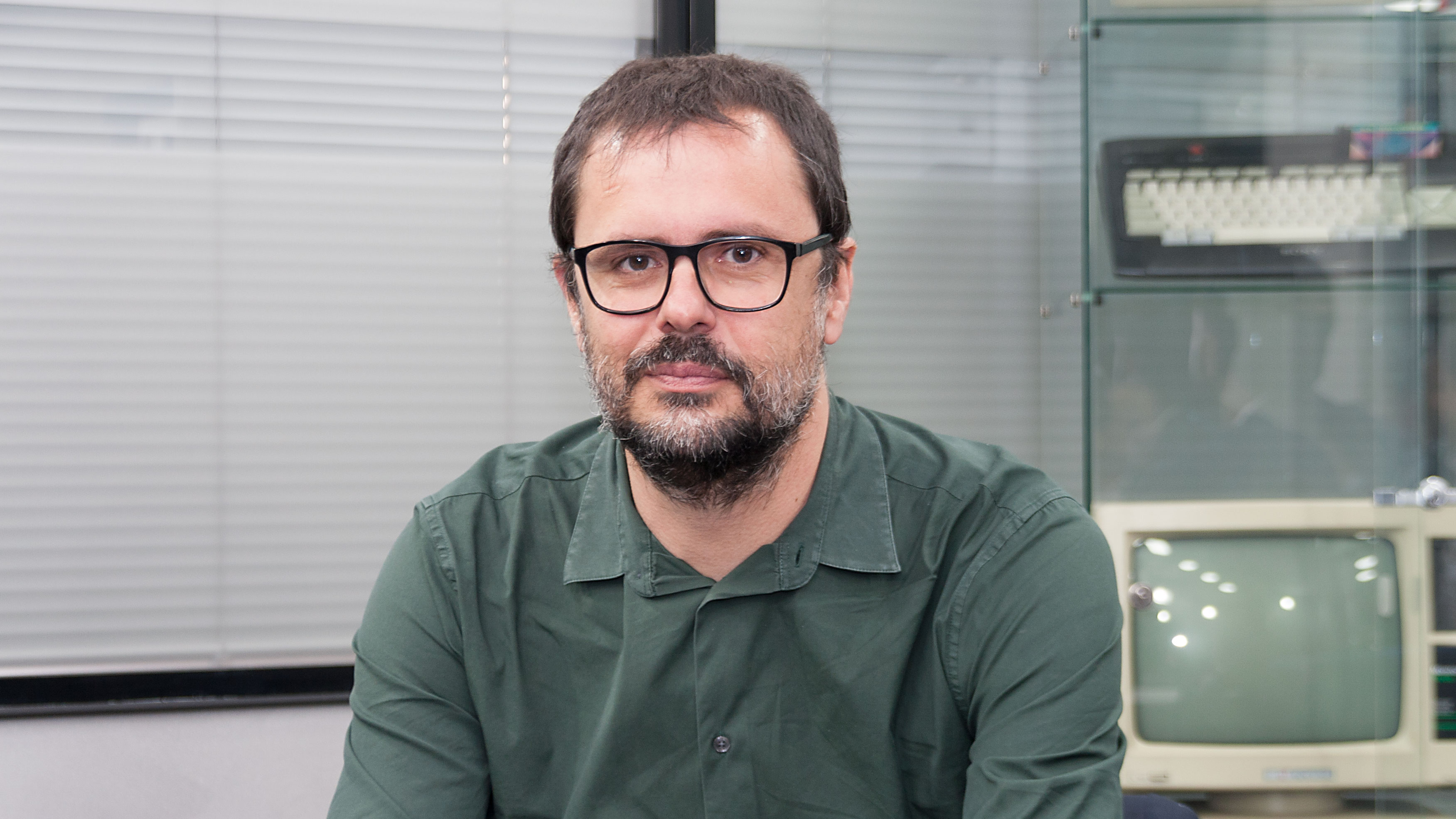 Marcas - Newsbook - Ingram Micro - Mesa mayoristas de seguridad - Antonio Anchustegui - Madrid España