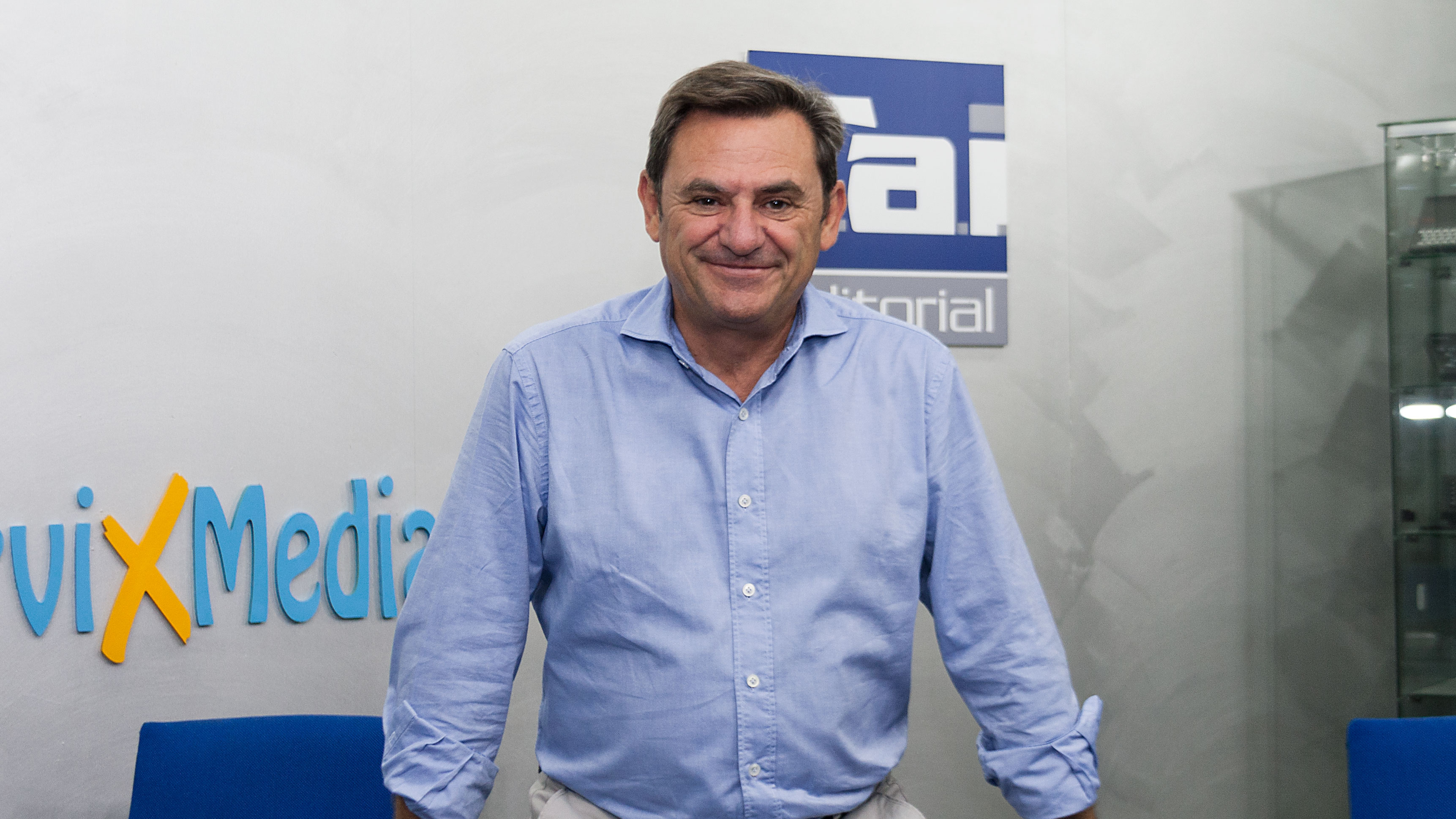 Loozend - Newsbook -backup - canal