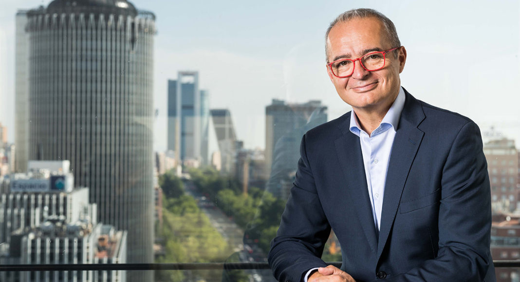 Oracle – Newsbook – country leader – Albert Triola Oracle – Newsbook – Tai Editorial – España