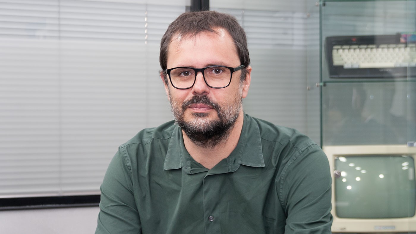 seguridad - Newsbook - Tai Editorial - España