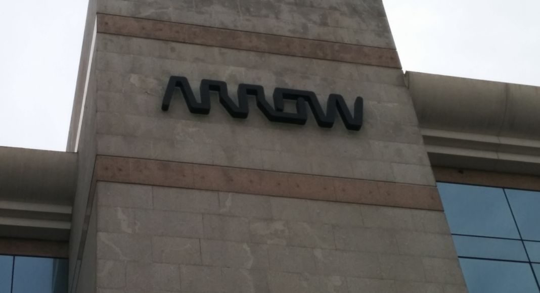 qumulo-newsbook- acuerdo-arrow-europa Qumulo - Newsbook - Arrow - acuerdo - Europa - Tai Editorial - España