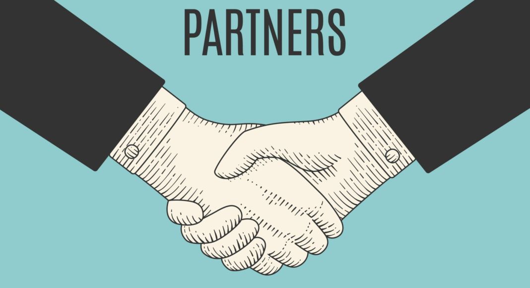 HP - Newsbook - partners HP - Newsbook - Tai Editorial - España