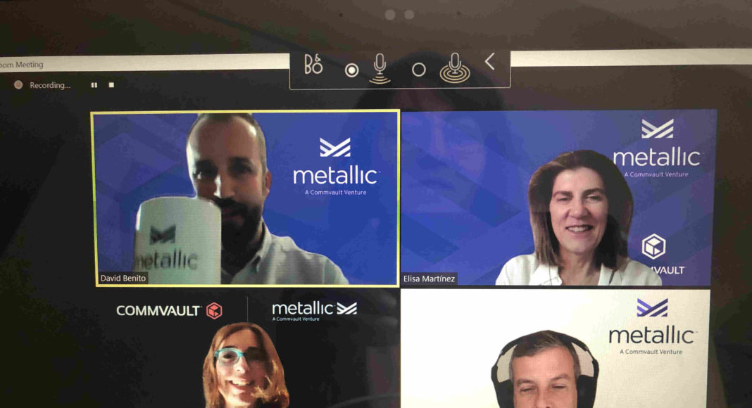 metallic-newsbook-commvault-eulalia-flo-ivan-abad-david-benito metallic - newsbook - tai editorial - españa
