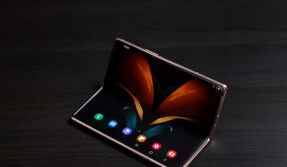 Samsung-Newsbook-mercado-smartphone-plegable amsung-Newsbook-mercado-smartphone-tenencias mercado-Tai Editorial-España