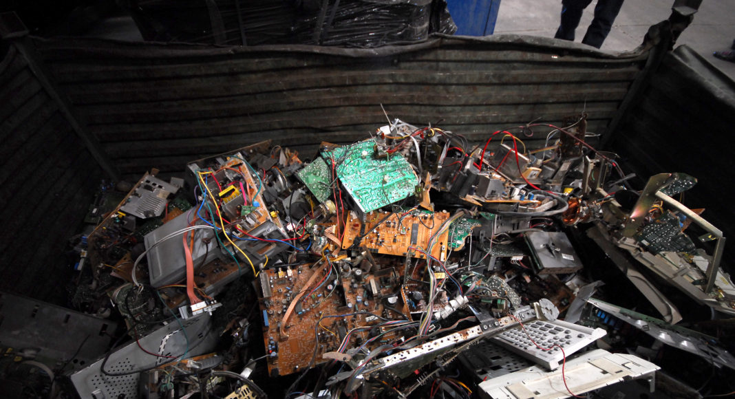 RECILEC,RECICLADO DE COMPONENTES ELECTRONICOS, S.A. Recyclia - Newsbook - Reciclaje RAEE 2020 - Tai Editorial - España