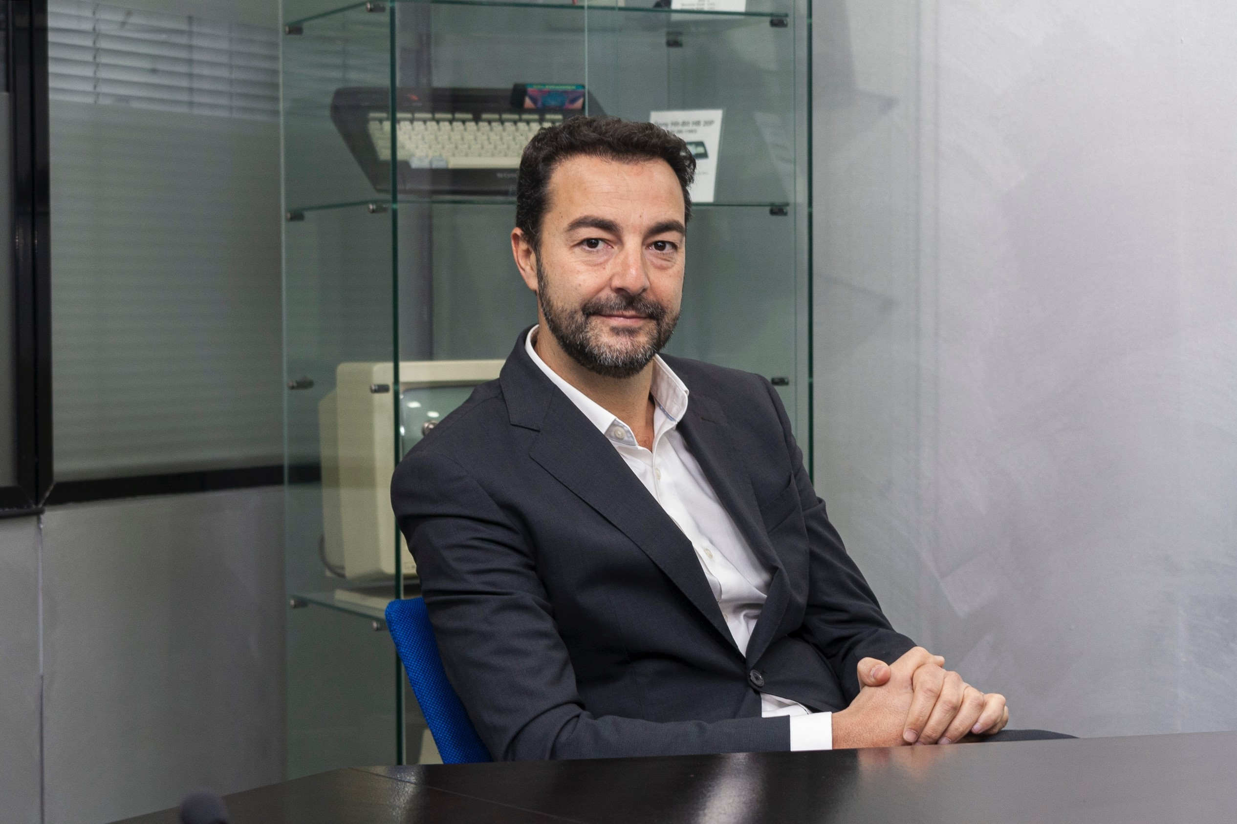 seguridad - Newsbook - Tai Editorial - España