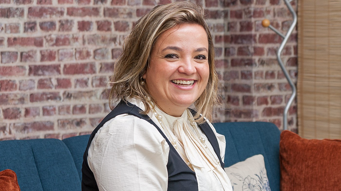 apc by schneider electric Newsbook - Tai Editorial - España