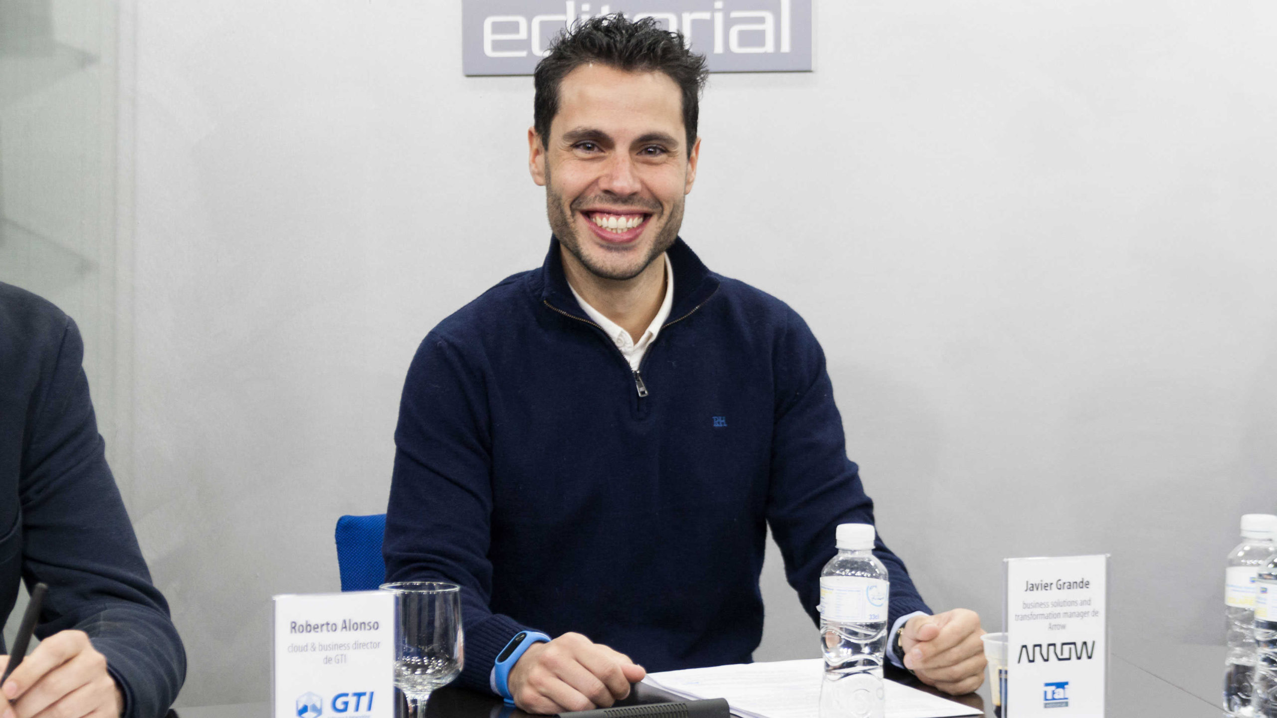 nube - Newsbook - Tai Editorial - España