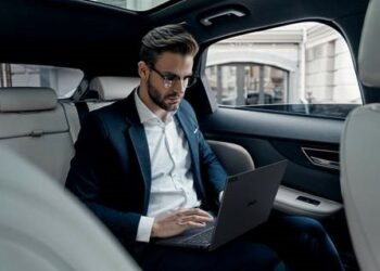 ASUS - Newsboook - TAI Editorial - España