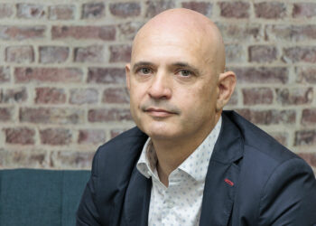 Samsung - Newsbook - TAI Editorial - España