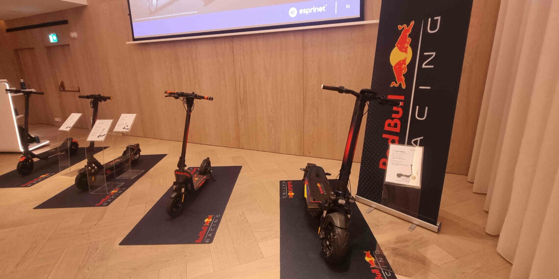 patinete eléctrico - Newsbook - Tai Editorial - España