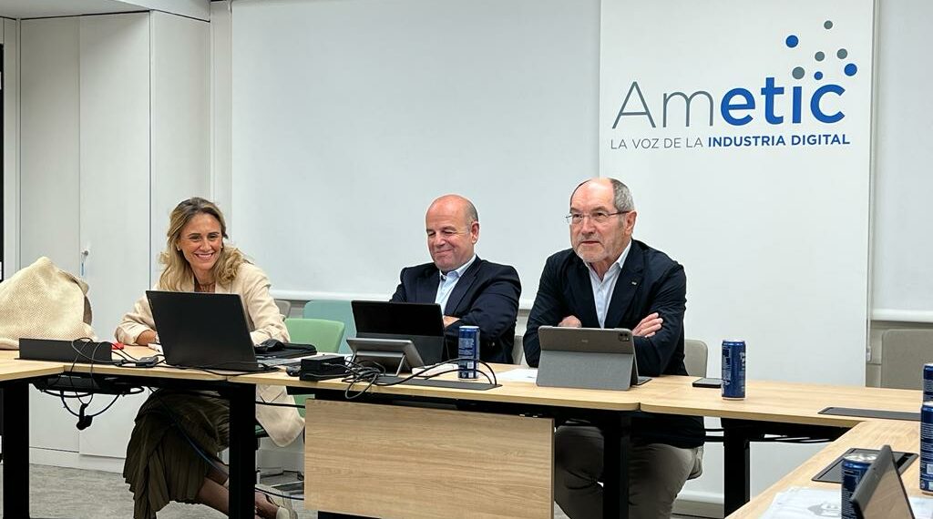 37 Encuentro de la Economía digital y las Telecomunicaciones - Newsbook - AMETIC - Tai Editorial España