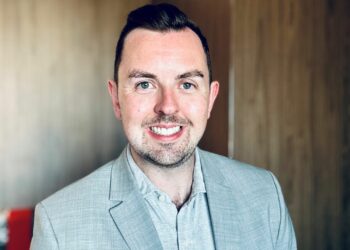 Arrow - Newsbook - Premio Microsoft - Tai Editorial España