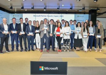 IA Partners - Newsbook - Microsoft - Tai Editorial - España