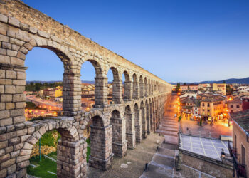 vacaciones - Newsbook - Tai Editorial - España