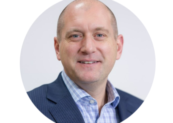 Simon Ewington-vicepresidente, WW channel & partner ecosystem de HPE-newsbook-taieditorial