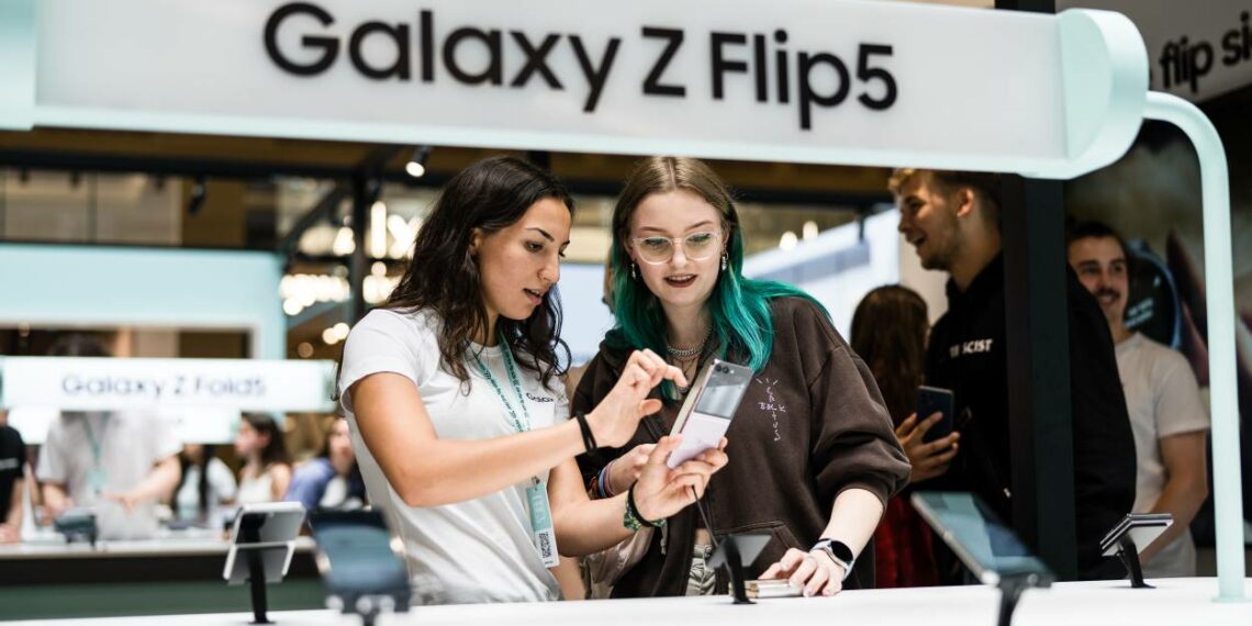 ZFlip5_ZFold5-Global-Launch_PR_dl1-newsbook-taieditorial