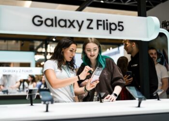 ZFlip5_ZFold5-Global-Launch_PR_dl1-newsbook-taieditorial