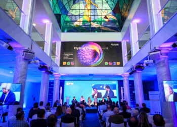 Arrow Hybrid Cloud Summit - Newsbook - Tai Editorial - España