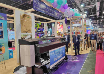 HP latex, C!Print - Newsbook - Tai Editorial - España