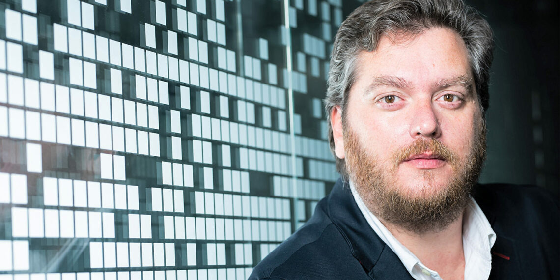 Kaspersky - Newsbook -15 años España - Tai Editorial