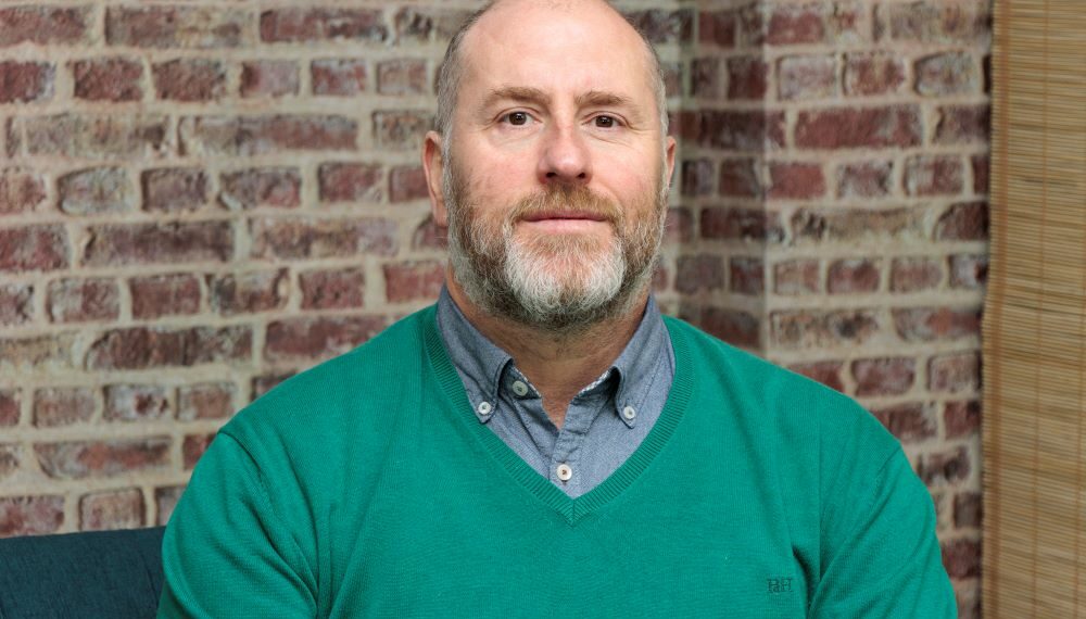 MAXHUB -Newsbook - Programa de canal - Álvaro Ausín - Tai Editorial España