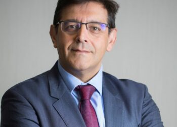 Salvador Cayón - Newsbook - canal HP - Tai Editorial - España