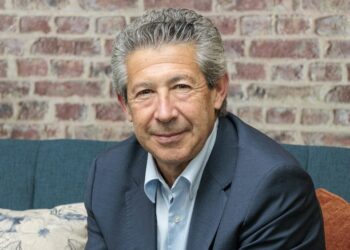 Simposium -Ingram Micro - Newsbook -20 aniversario -Jaime Soler