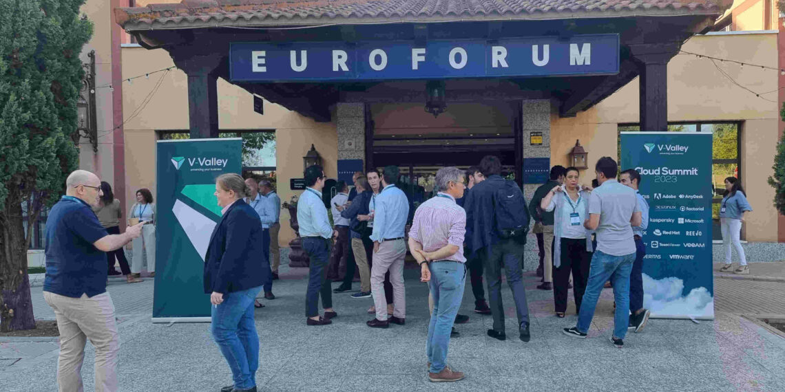 V-Valley - Newsbook - Tai Editorial - España