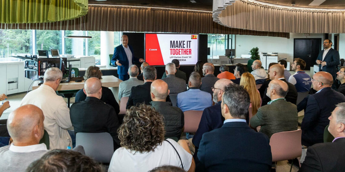 Canon - Newsbook - TAI Editorial - España