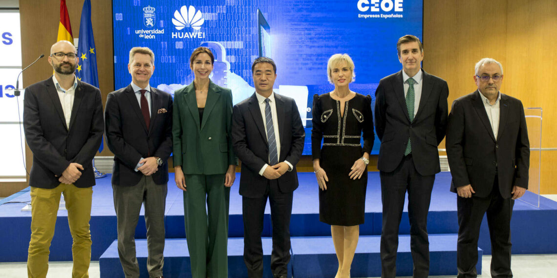 Huawei - Newsboook - TAI Editorial - España