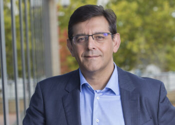 hp - Newsbook - Tai Editorial - España