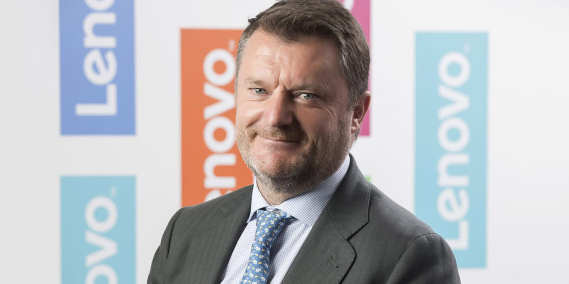 Lenovo - Newsbook - TAI Editorial - España