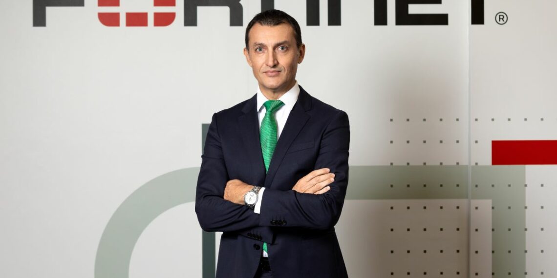 Fortinet - Así será 2024 - Newsbook - Acacio Martin - Tai Editorial España