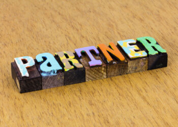 Red Hat - Partners - Newsbook - Programa canal - Tai Editorial España