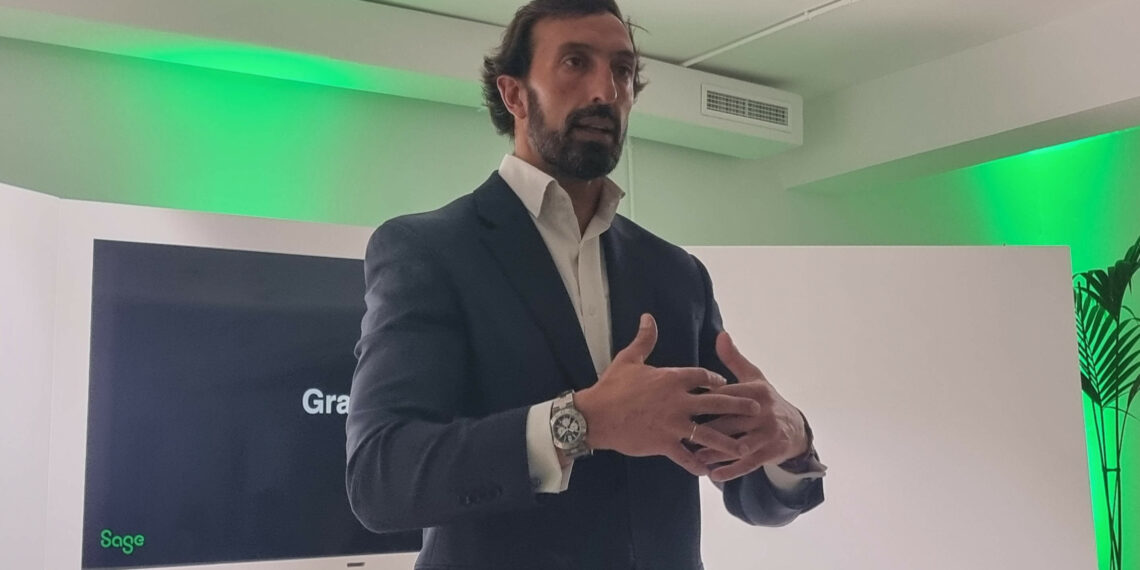 Sage Nube - Newsbook - Tai Editorial - España