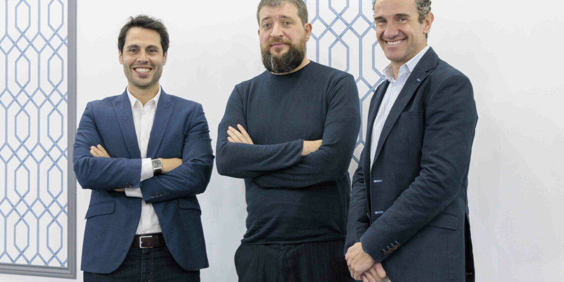 cloud mayoristas - Newsbook - Tai Editorial - España