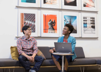 empleados -formación en IA -newsbook-hp-estudio - Tai Editorial España