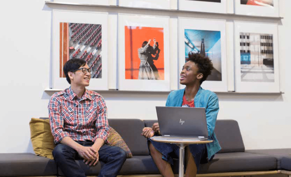 empleados -formación en IA -newsbook-hp-estudio - Tai Editorial España