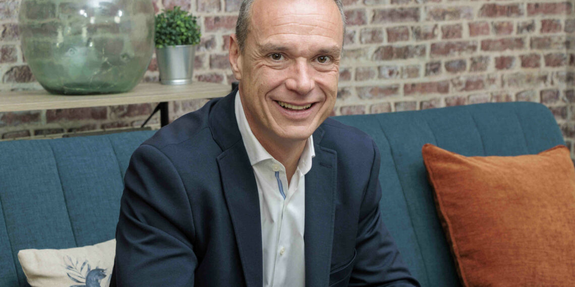 HPE Aruba Networking -Newsbook - Tai Editorial - España