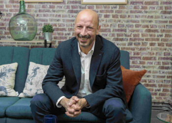 fxxone - Newsbook - Tai Editorial - España