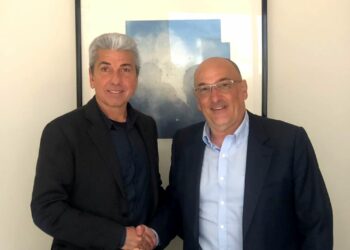 Ticnova compra Flytech - Newsbook - Negocio B2B - Tai Editorial España