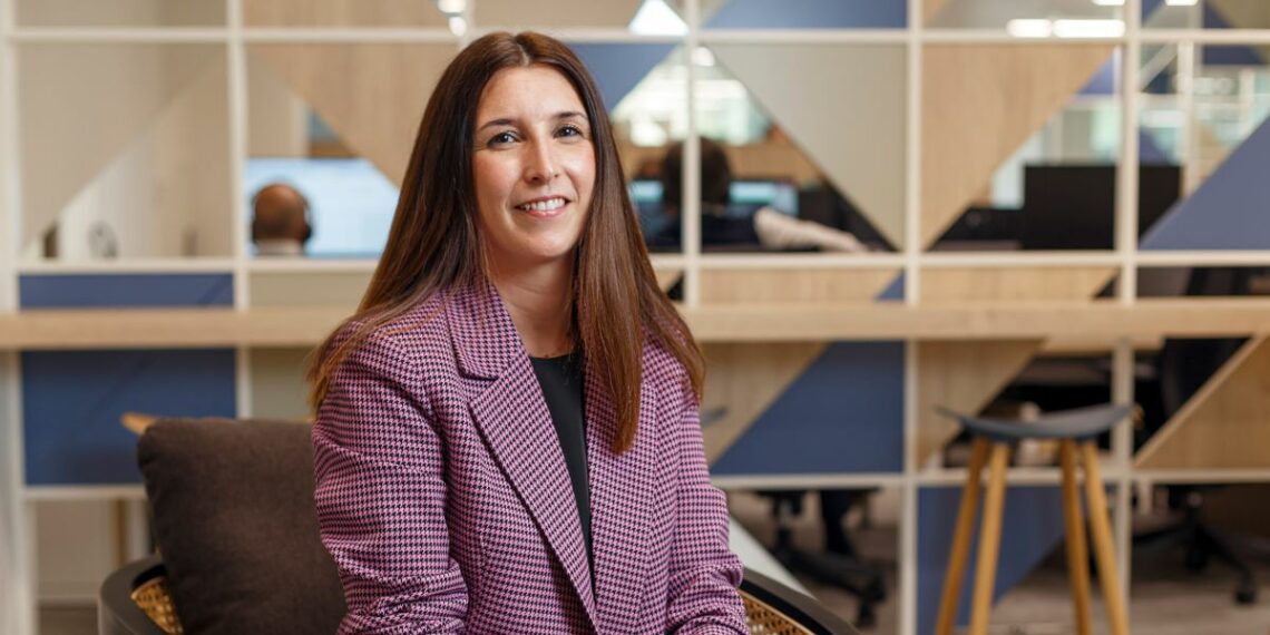 NetCom - Newsbook - V-Valley - Virginia Alonso - Tai Editorial España