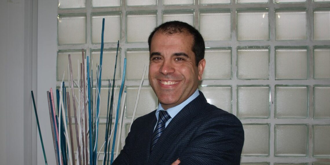 Iberlayer - Newsbook - V-Valley - Acuerdo - Tai Editorial España